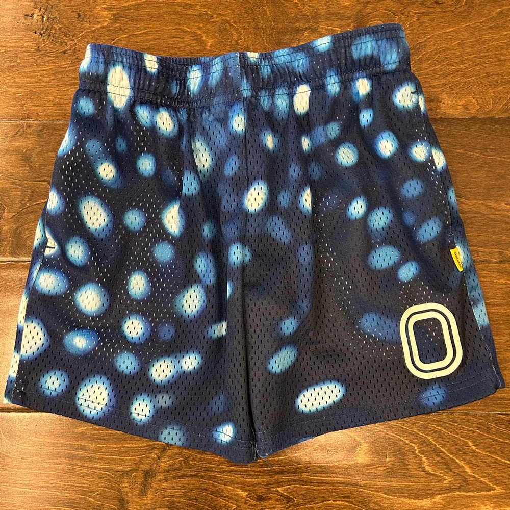 🏀 Overtime Basketball shorts 🏀
Youth Medium
Smoke/pet free home
Hardly worn!